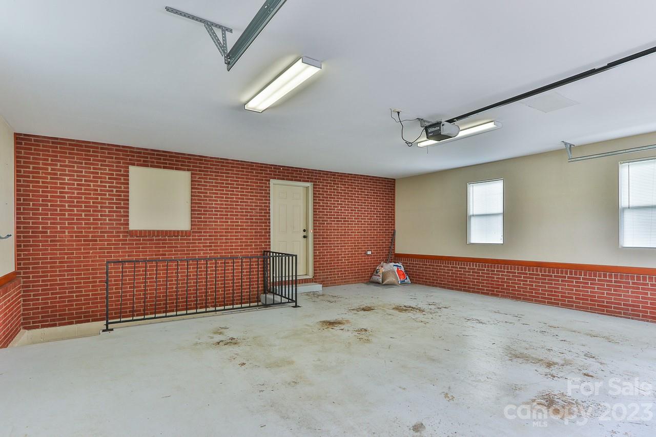 2504 Old Mountain Road Hiddenite, NC 28636 - Photo 27 of 31 Gallery Image 27