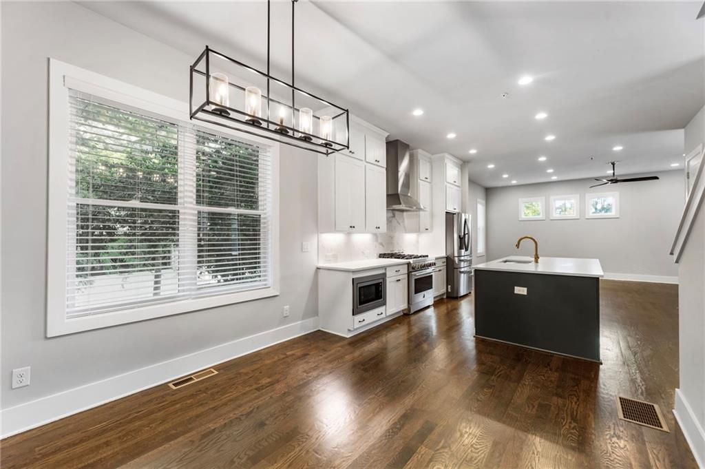 1819 Huntington Hills Lane Northwest Atlanta, GA 30309 - Photo 27 of 53 a view of a electric appliances in a room