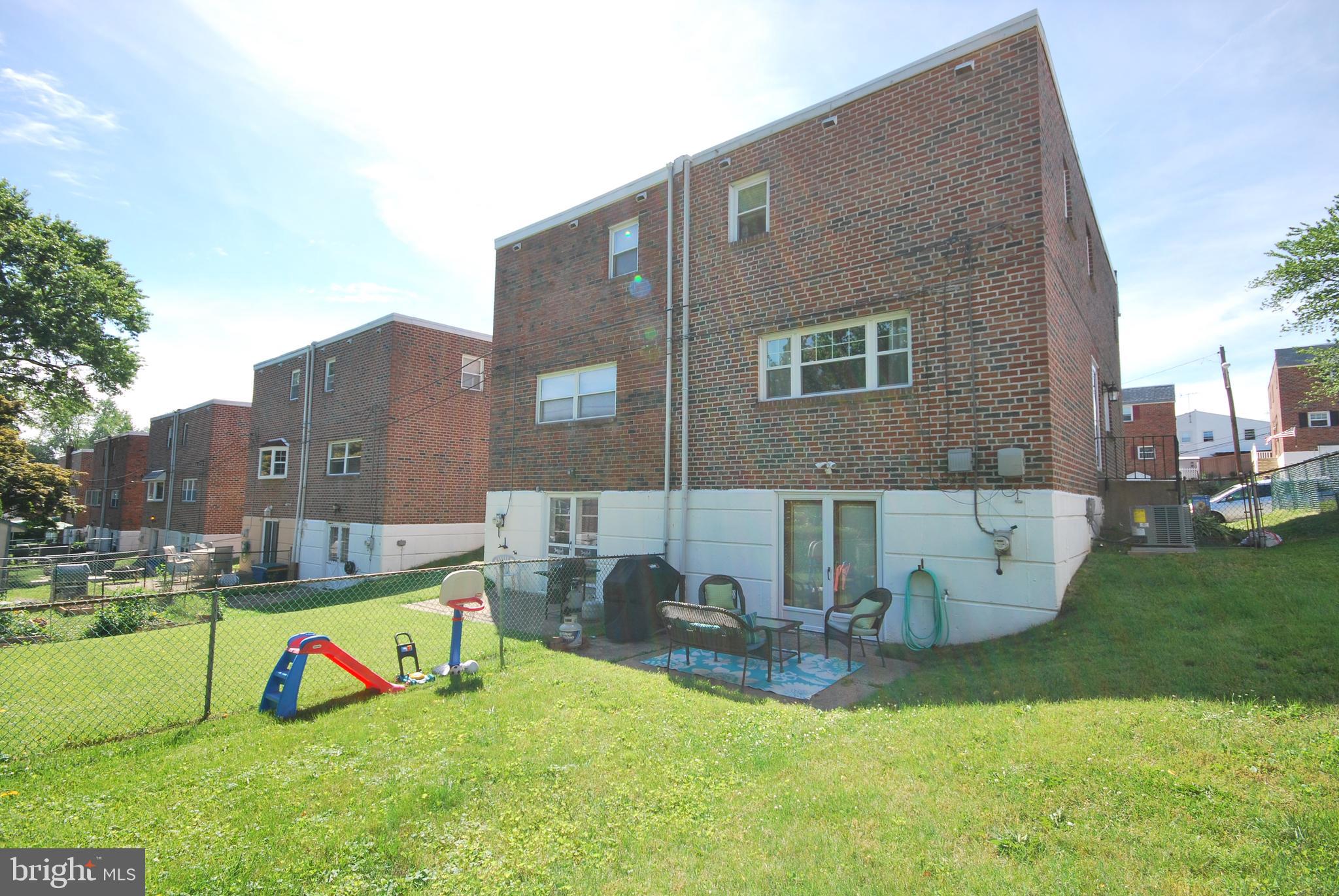 8519 Bridle Road Philadelphia, PA 19111 - Photo 6 of 37 Gallery Image 6