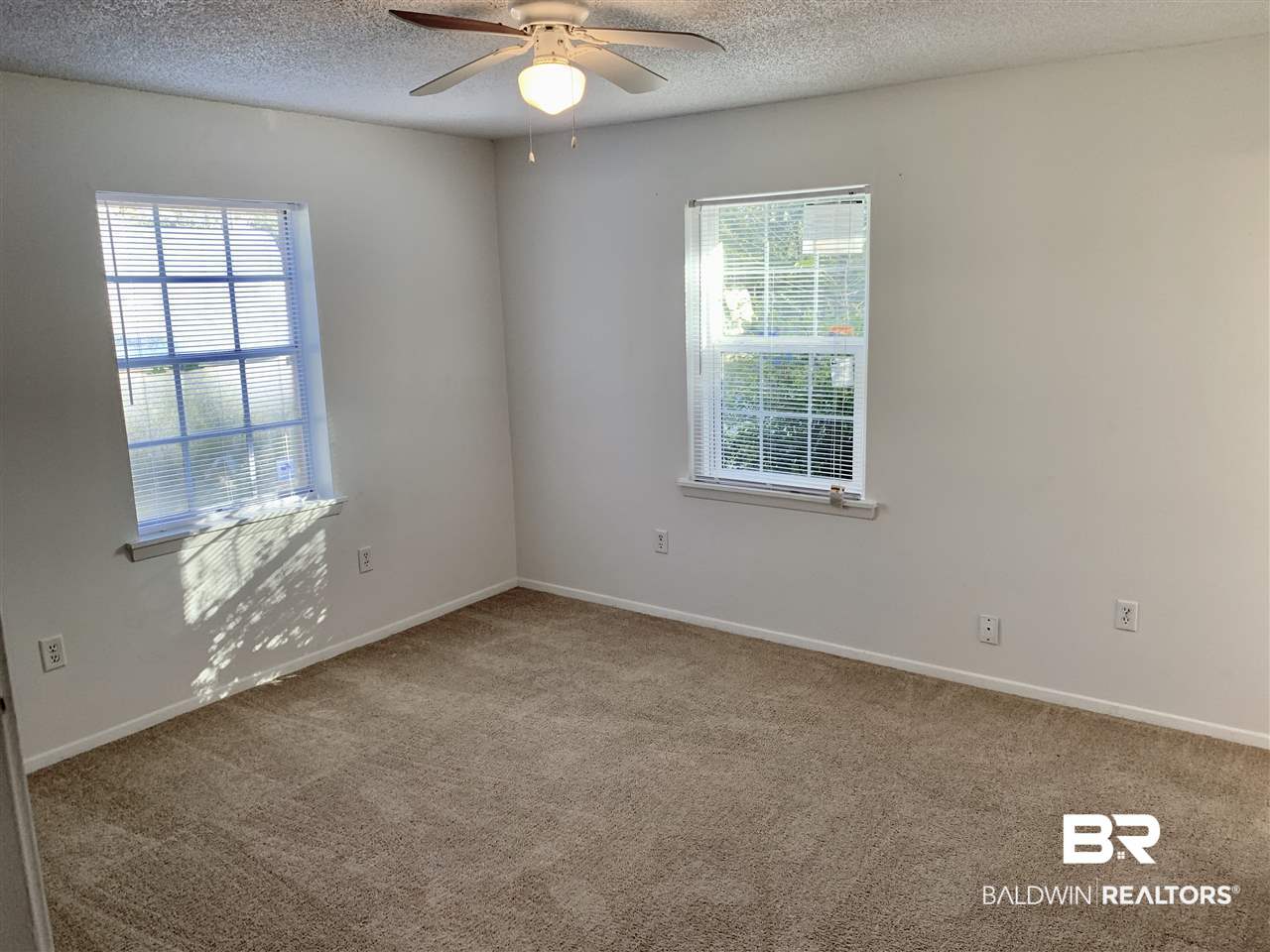 911 South Juniper Street Foley, AL 36535 - Photo 21 of 30