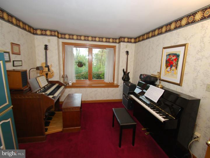 1240 Yellow Springs Road Chester Springs, PA 19425 - Photo 9 of 24 Office / Study