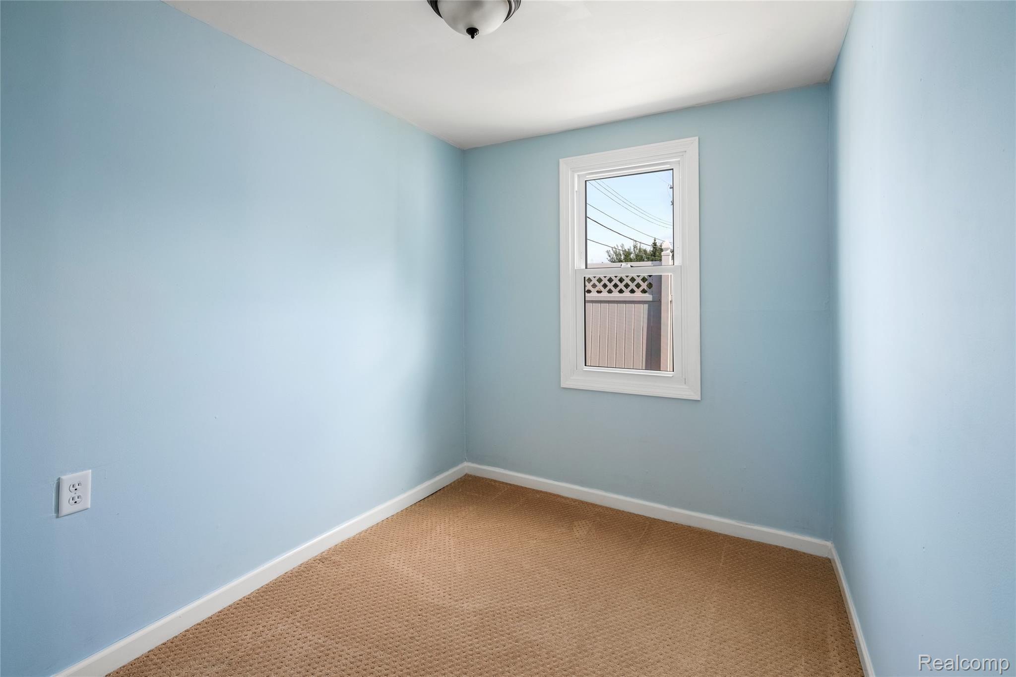 2081 Lindell Road Sterling Heights, MI 48310 - Photo 12 of 28 lindell-12.jpg