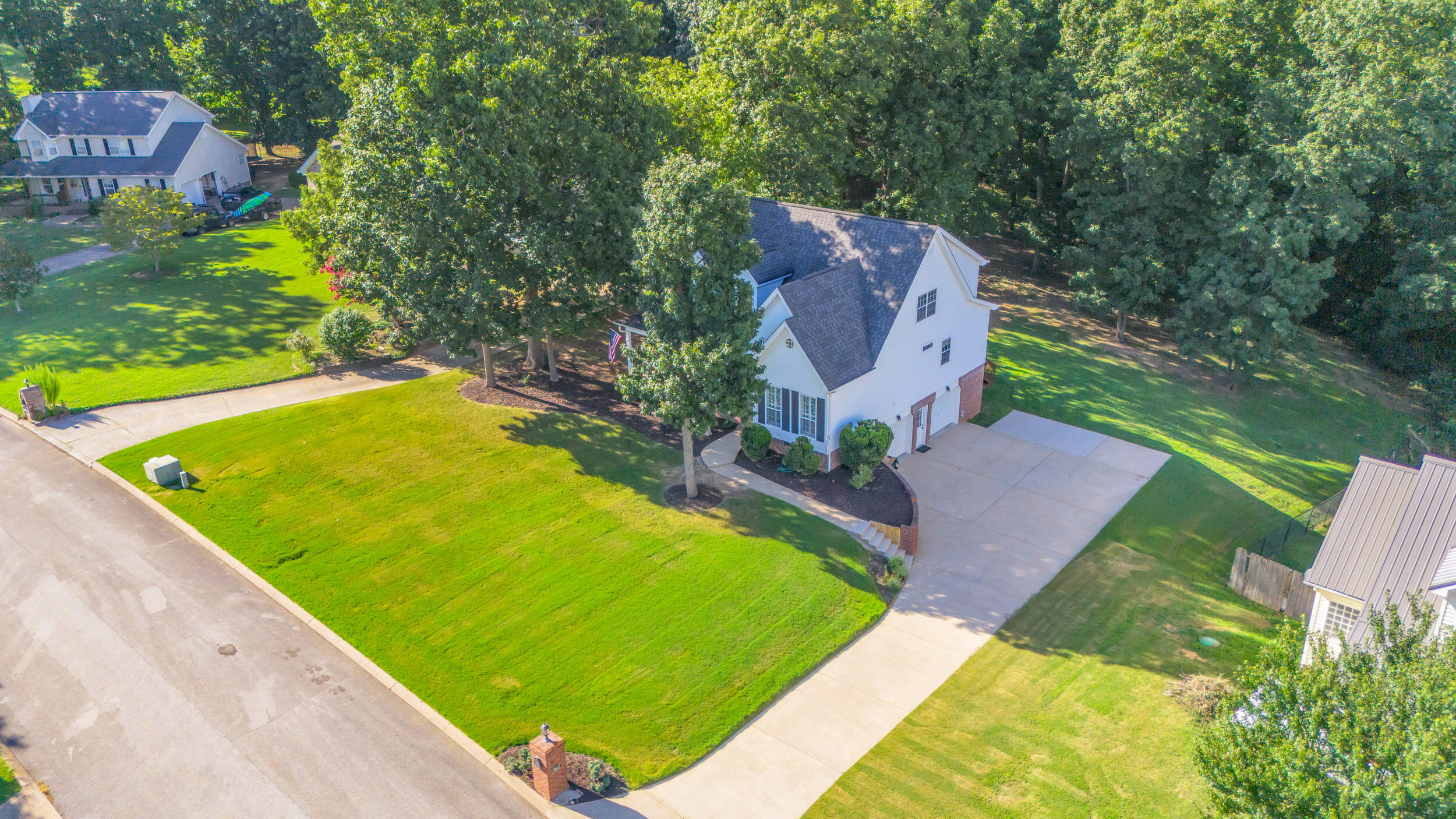 6637 Rolling River Road Harrison, TN 37341 - Photo 4 of 35 6637 rolling river rd-11