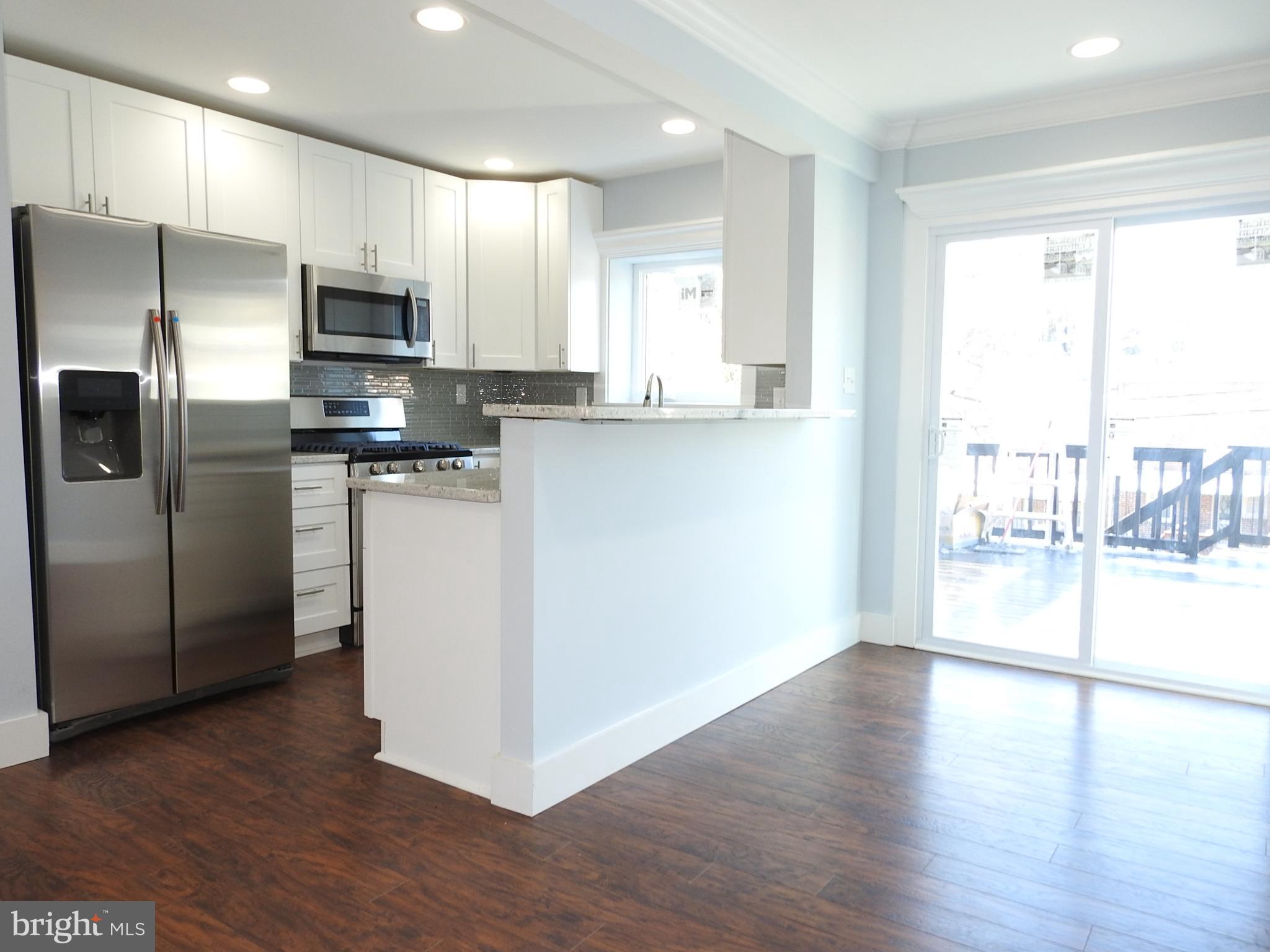 4430 Manorview Road Baltimore, MD 21229 - Photo 12 of 41 Gallery Image 12