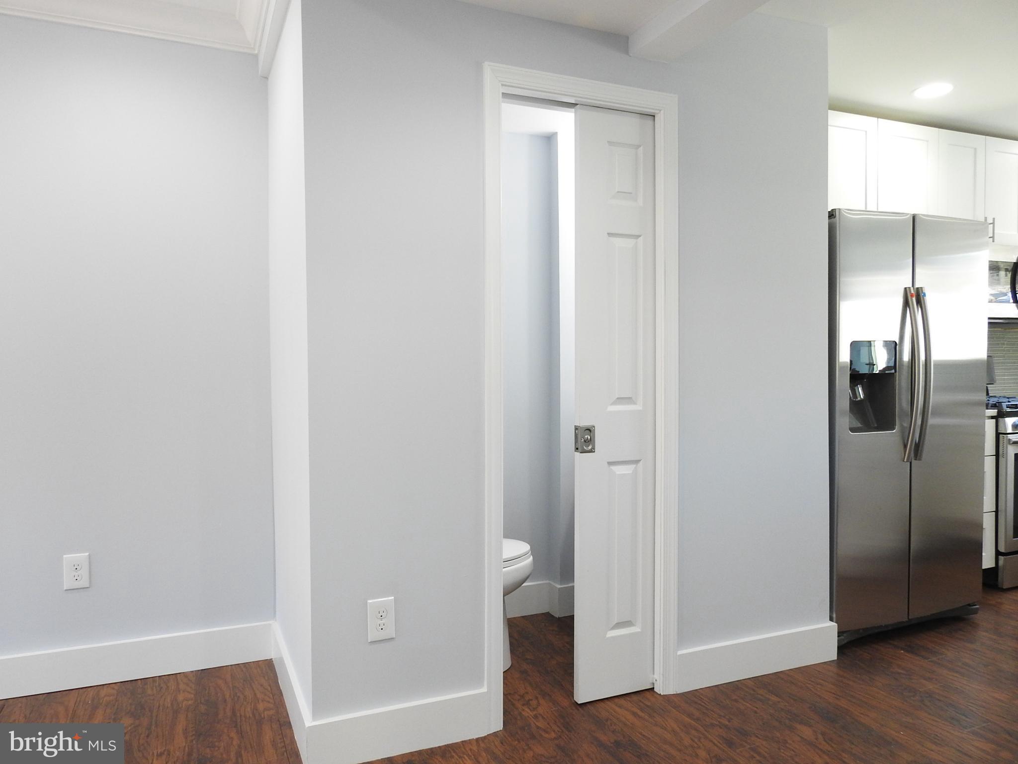 4430 Manorview Road Baltimore, MD 21229 - Photo 17 of 41 Gallery Image 17