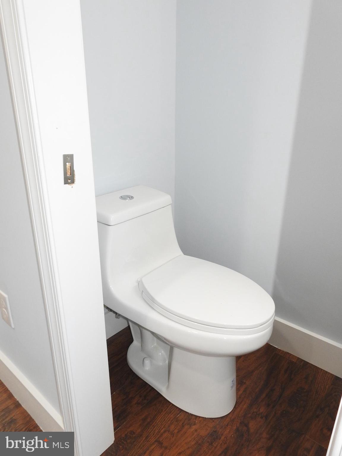 4430 Manorview Road Baltimore, MD 21229 - Photo 31 of 41 Gallery Image 31