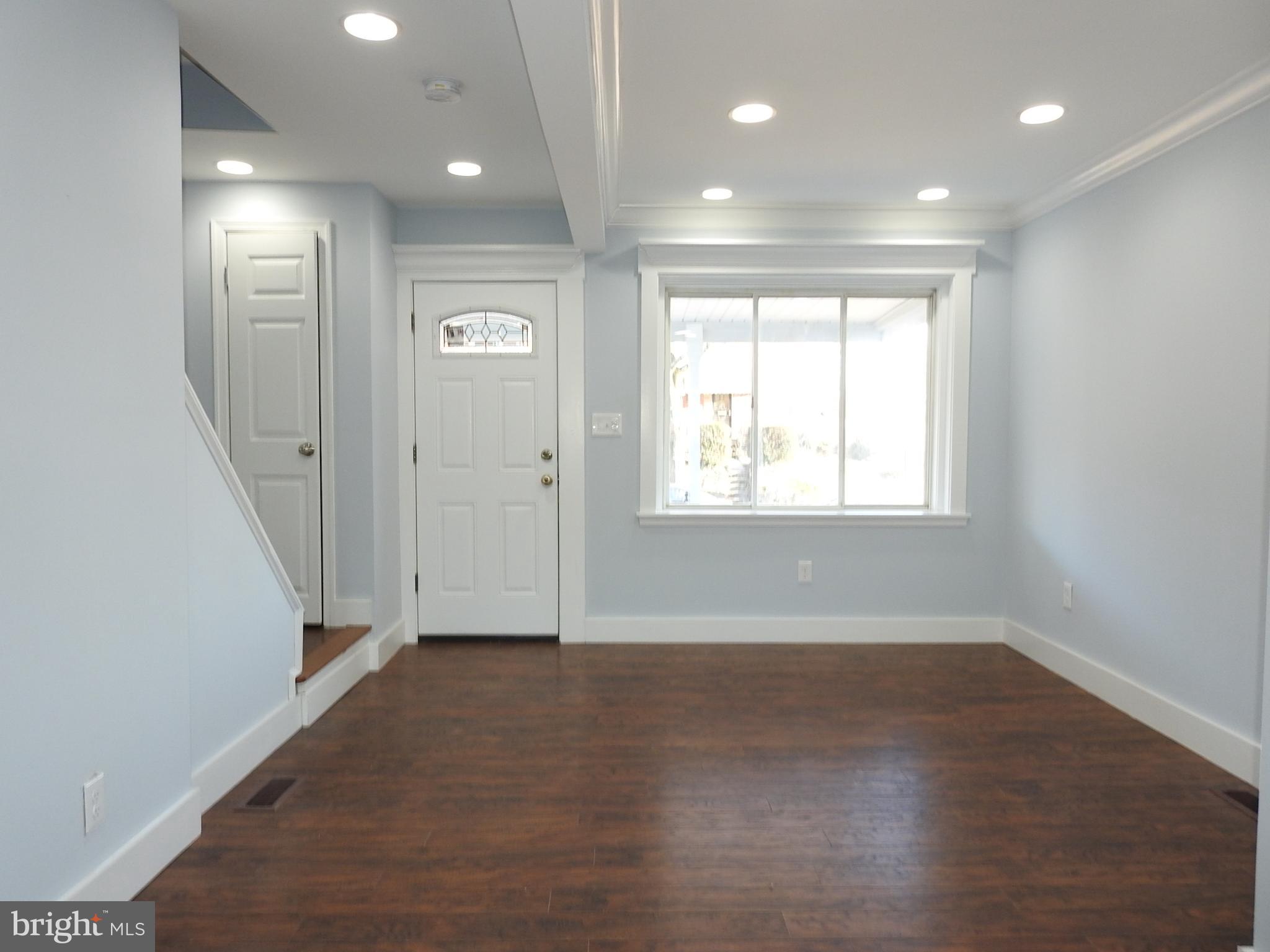 4430 Manorview Road Baltimore, MD 21229 - Photo 5 of 41 Gallery Image 5