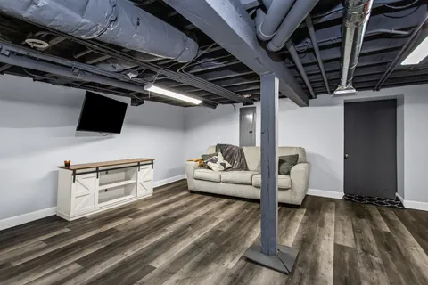 $479,900 | 3339 West Le Moyne Street, Chicago, IL 60651