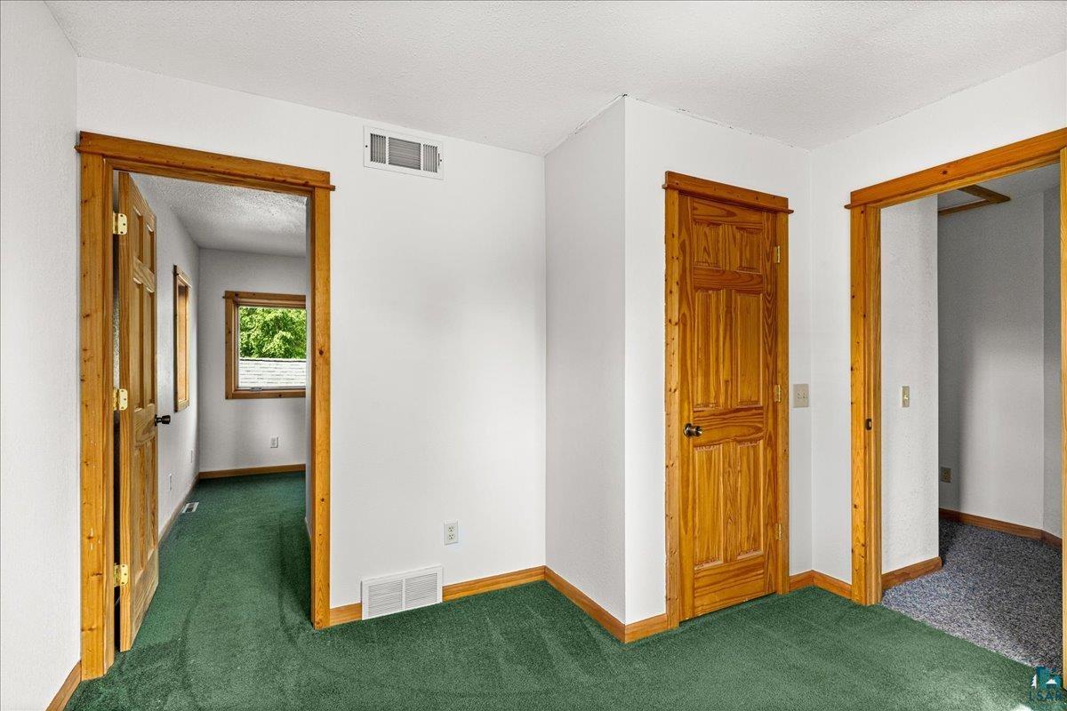 5247 Greenwood Road Duluth, MN 55804 - Photo 32 of 45 Gallery Image 32