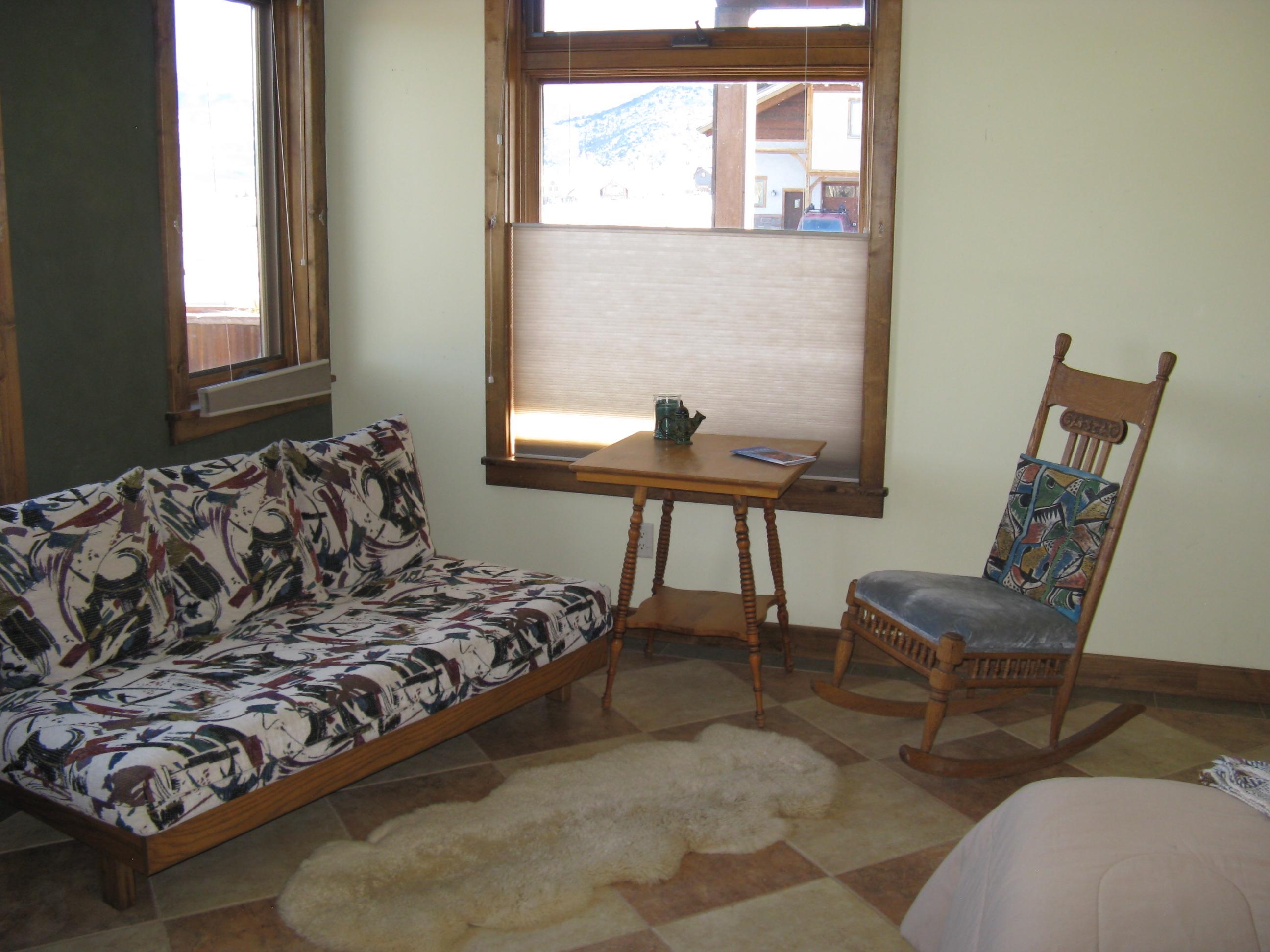 424 Amy Way Ridgway, CO 81432 - Photo 24 of 25 staging and chandelier 085