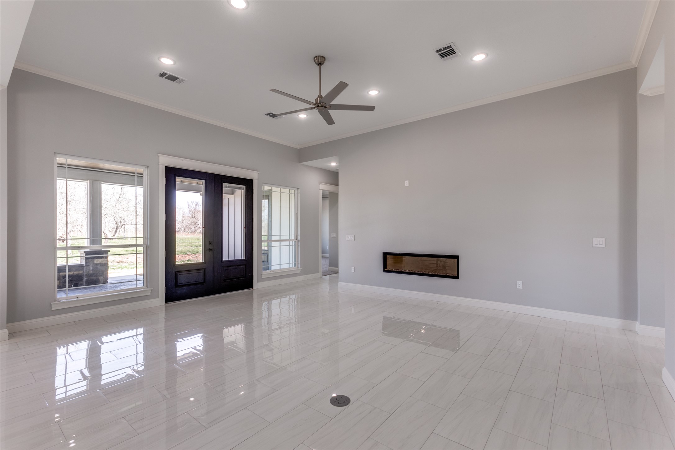 485 Post Oak Gonzales, TX 78629 - Photo 9 of 38 a view of an empty room with a window