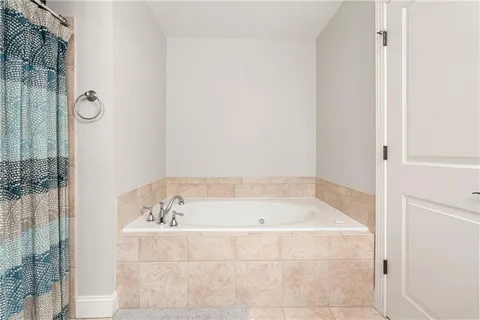 $549,900 | 2015 Eagle Ridge, Roswell, GA 30076