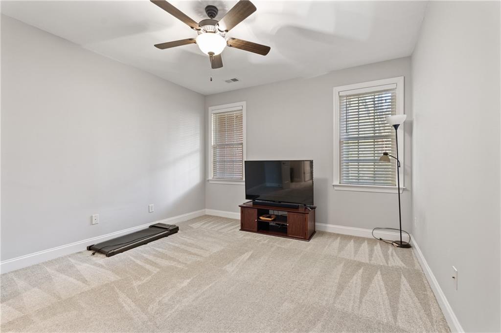 2015 Eagle Ridge Roswell, GA 30076 - Photo 29 of 45