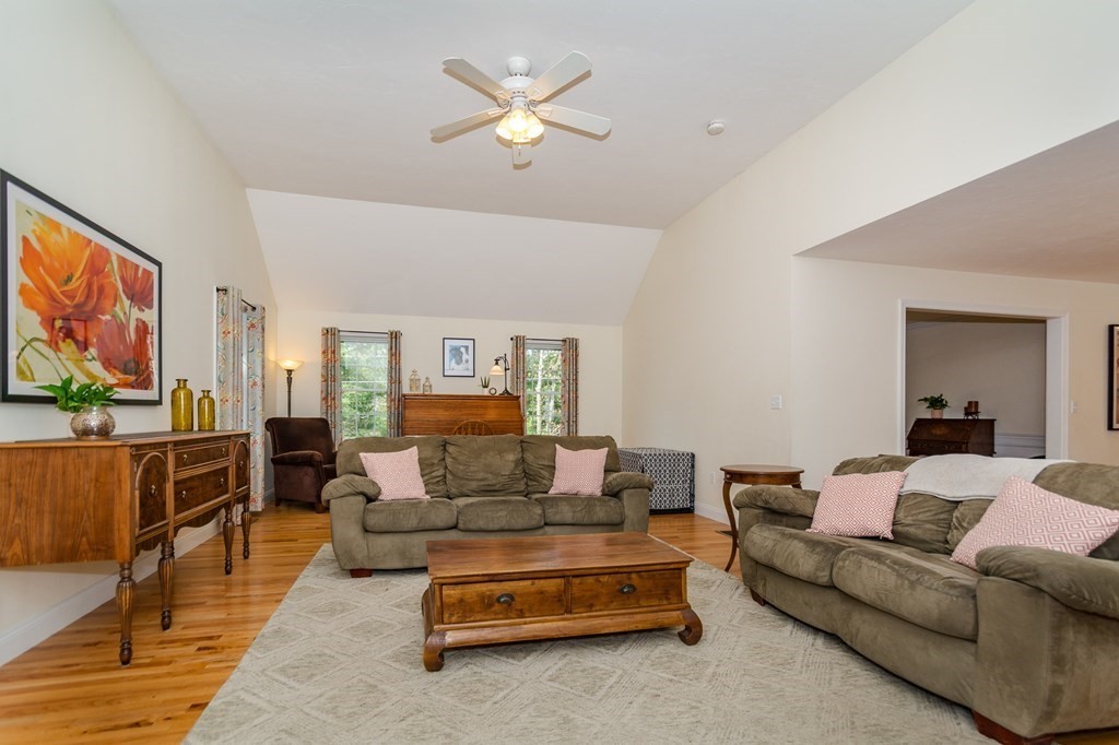 1 Gove Road Billerica, MA 01821 - Photo 19 of 41