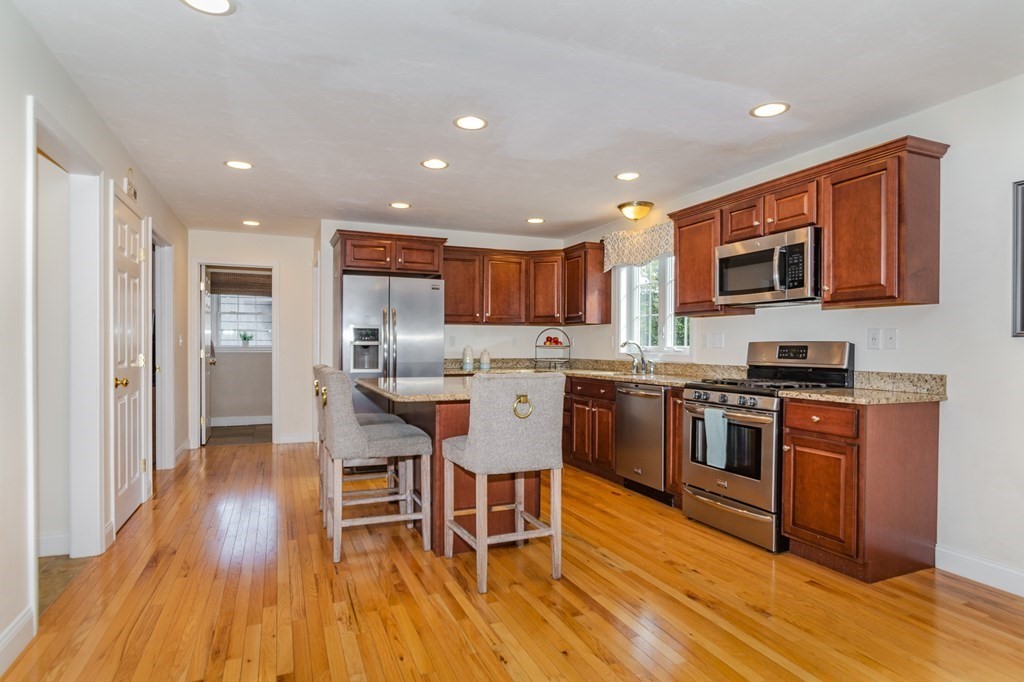 1 Gove Road Billerica, MA 01821 - Photo 9 of 41