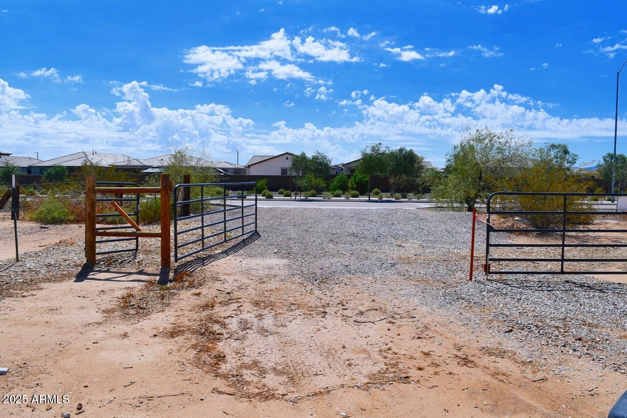 178-x02 West Patton Road, Unit 14 Surprise, AZ 85387 - Photo 2 of 10 a view of outdoor space with seating