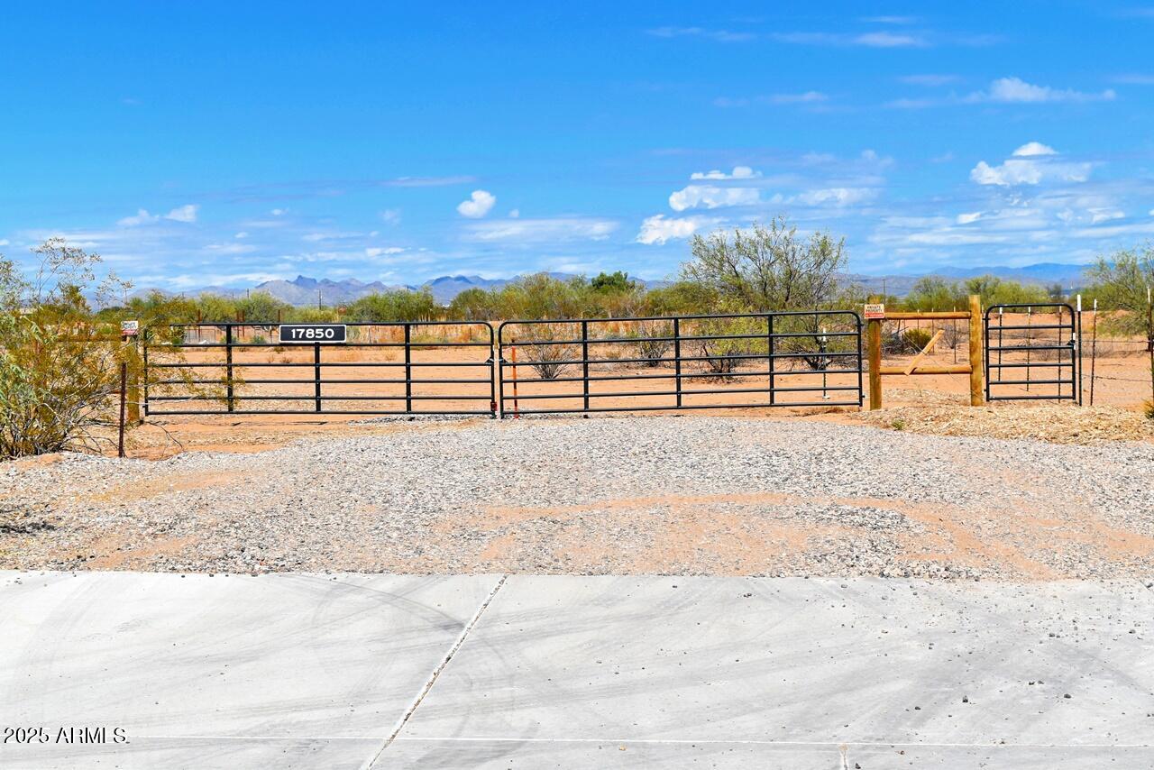 178-x02 West Patton Road, Unit 14 Surprise, AZ 85387 - Photo 7 of 10 a view of outdoor space with city view