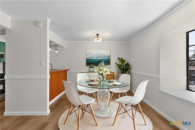 $189,000 | 7801 Shoal Creek Boulevard, Unit 240, Austin, TX 78757