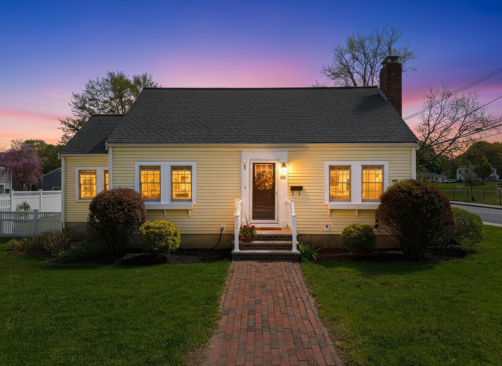 28 Myopia Road Stoneham, MA 02180 - Photo 3 of 42