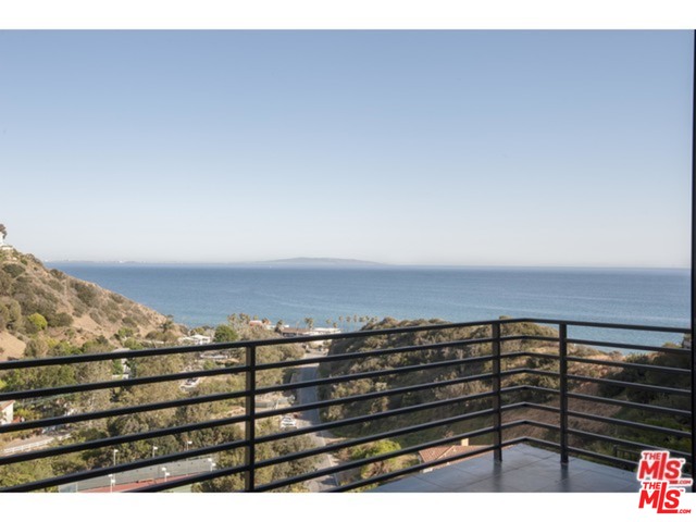3850 Rambla Orienta Malibu, CA 90265 - Photo 19 of 33