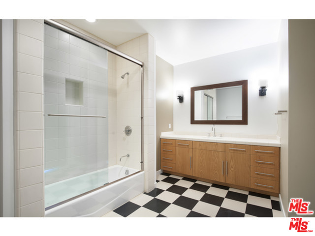 3850 Rambla Orienta Malibu, CA 90265 - Photo 20 of 33