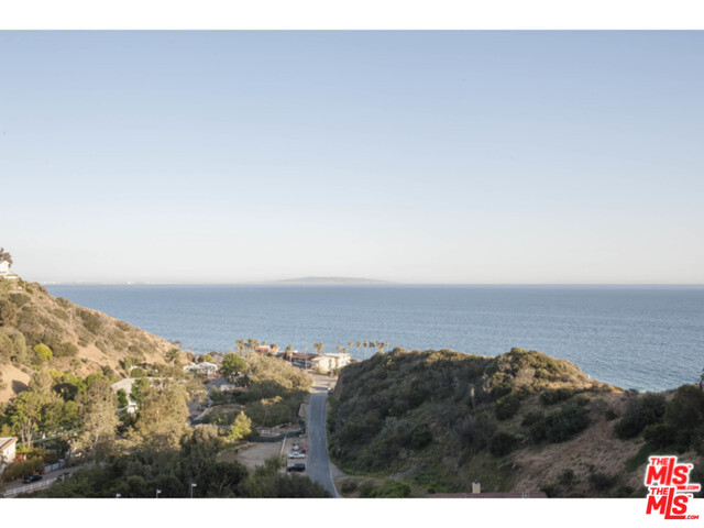 3850 Rambla Orienta Malibu, CA 90265 - Photo 31 of 33