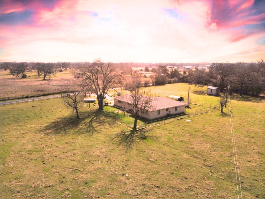 22052 Chapman Road Hempstead, TX 77445 - Photo 2 of 8