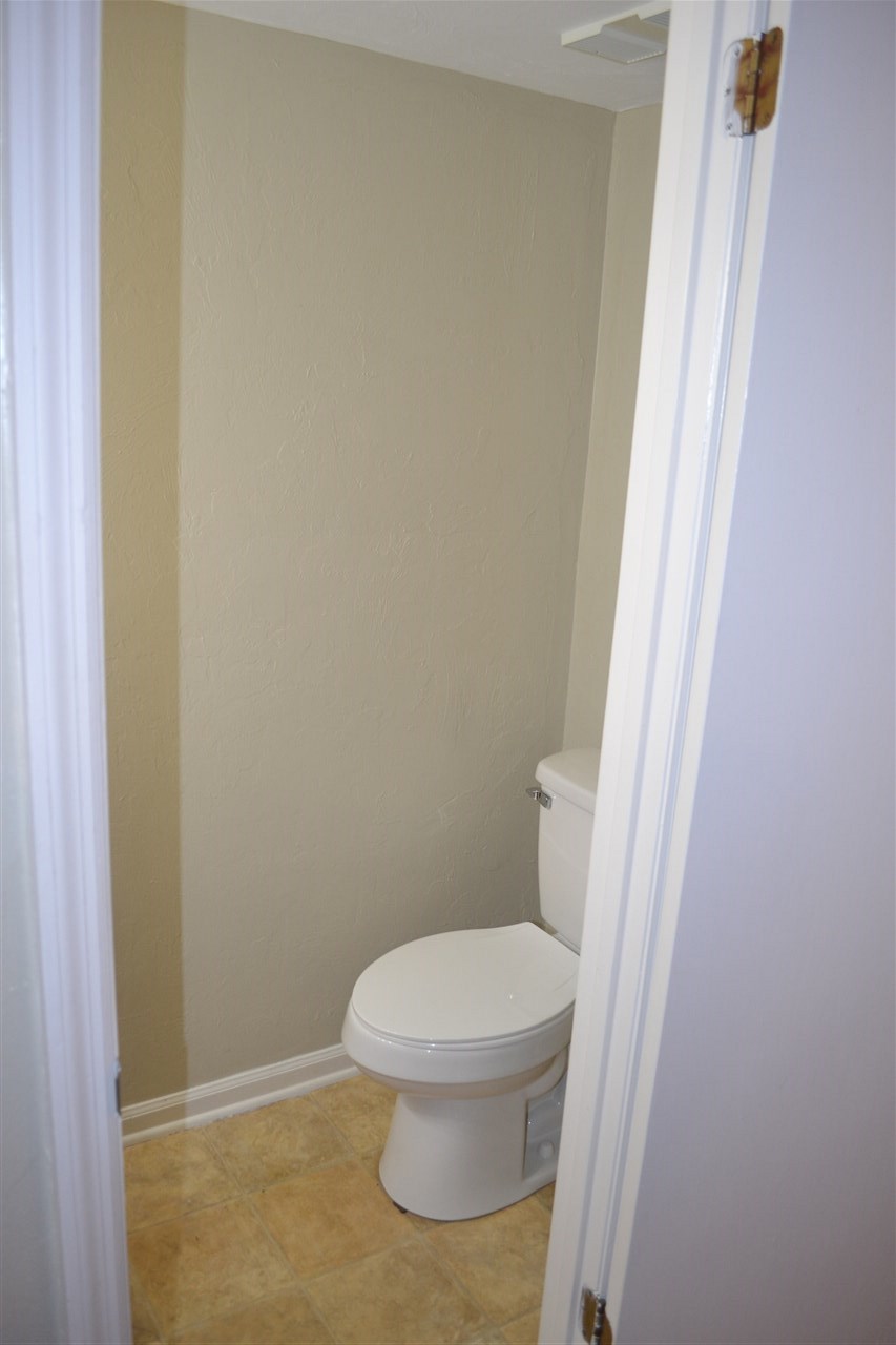 1290 High Road Tallahassee, FL 32304 - Photo 16 of 31