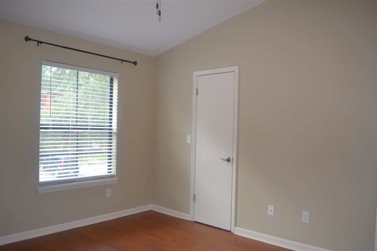 1290 High Road Tallahassee, FL 32304 - Photo 21 of 31