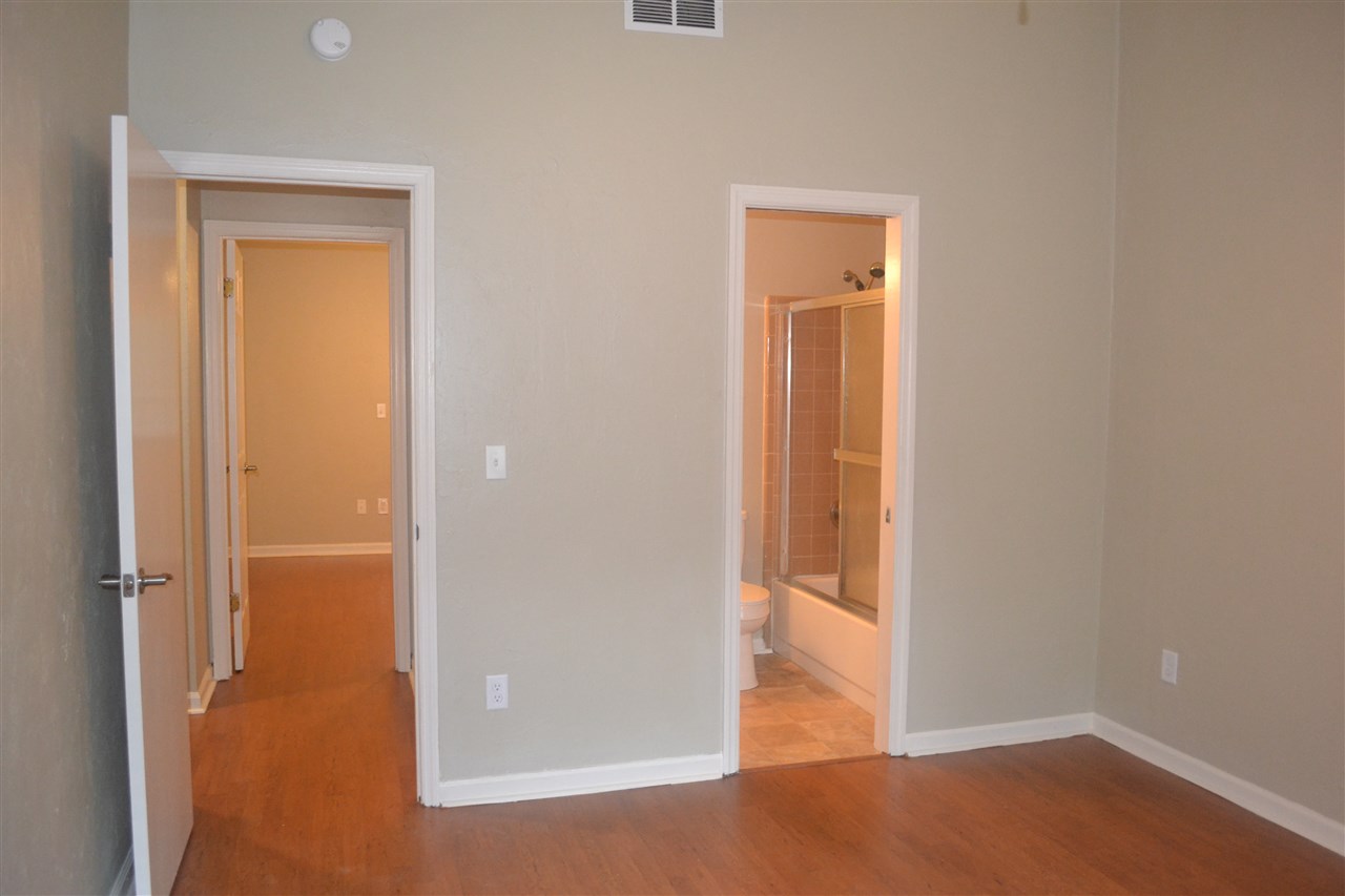 1290 High Road Tallahassee, FL 32304 - Photo 24 of 31