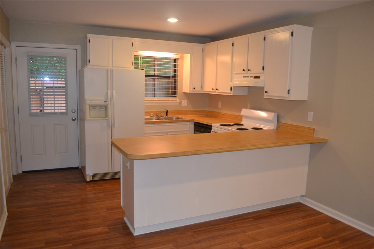 1290 High Road Tallahassee, FL 32304 - Photo 7 of 31