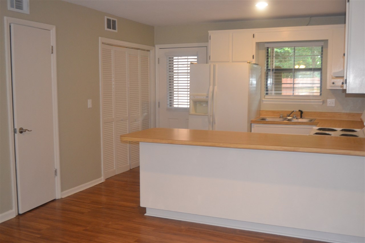 1290 High Road Tallahassee, FL 32304 - Photo 8 of 31