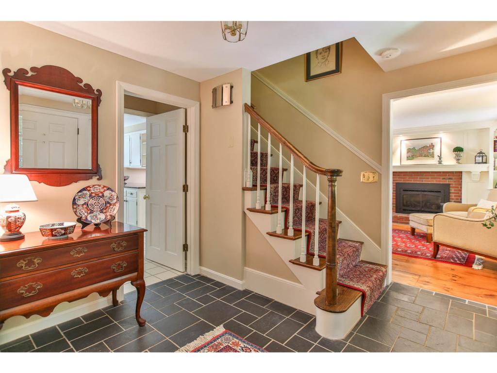4 Hartman Place Exeter, NH 03833 - Photo 14 of 35