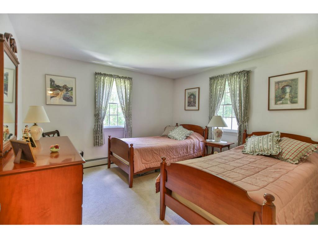 4 Hartman Place Exeter, NH 03833 - Photo 25 of 35