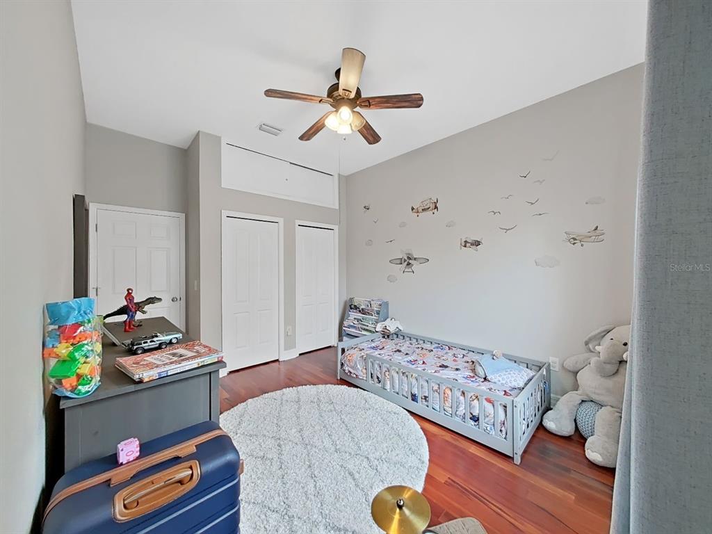 9630 Fox Hearst Road Tampa, FL 33647 - Photo 33 of 47 a living room with furniture