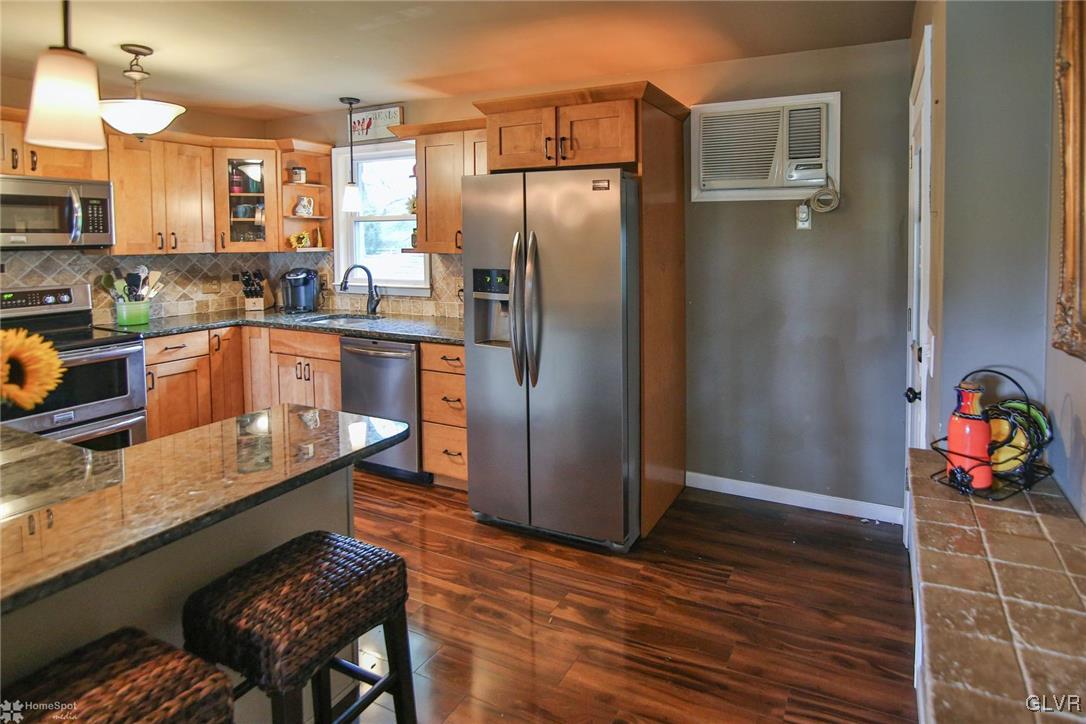 6675 Passer Road Coopersburg, PA 18036 - Photo 17 of 30 Gallery Image 17
