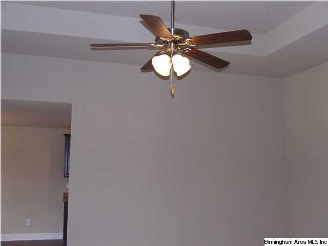 361 Vincent Street Alabaster, AL 35007 - Photo 10 of 26