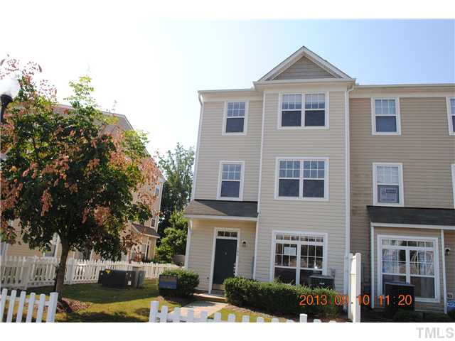 330 Gilman Lane Raleigh, NC 27610 - Photo 1 of 6
