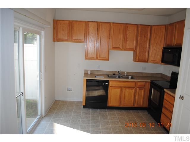 330 Gilman Lane Raleigh, NC 27610 - Photo 4 of 6