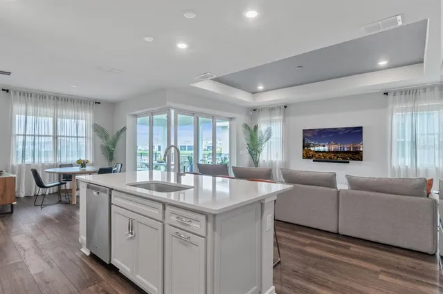 $2,950 | 2010 Spring Shower Circle, Kissimmee, FL 34744