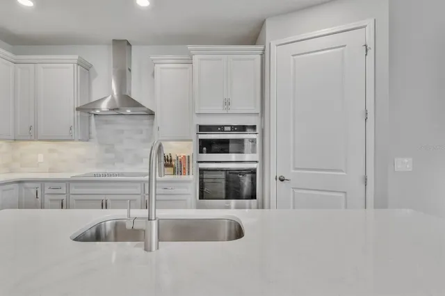 $2,950 | 2010 Spring Shower Circle, Kissimmee, FL 34744