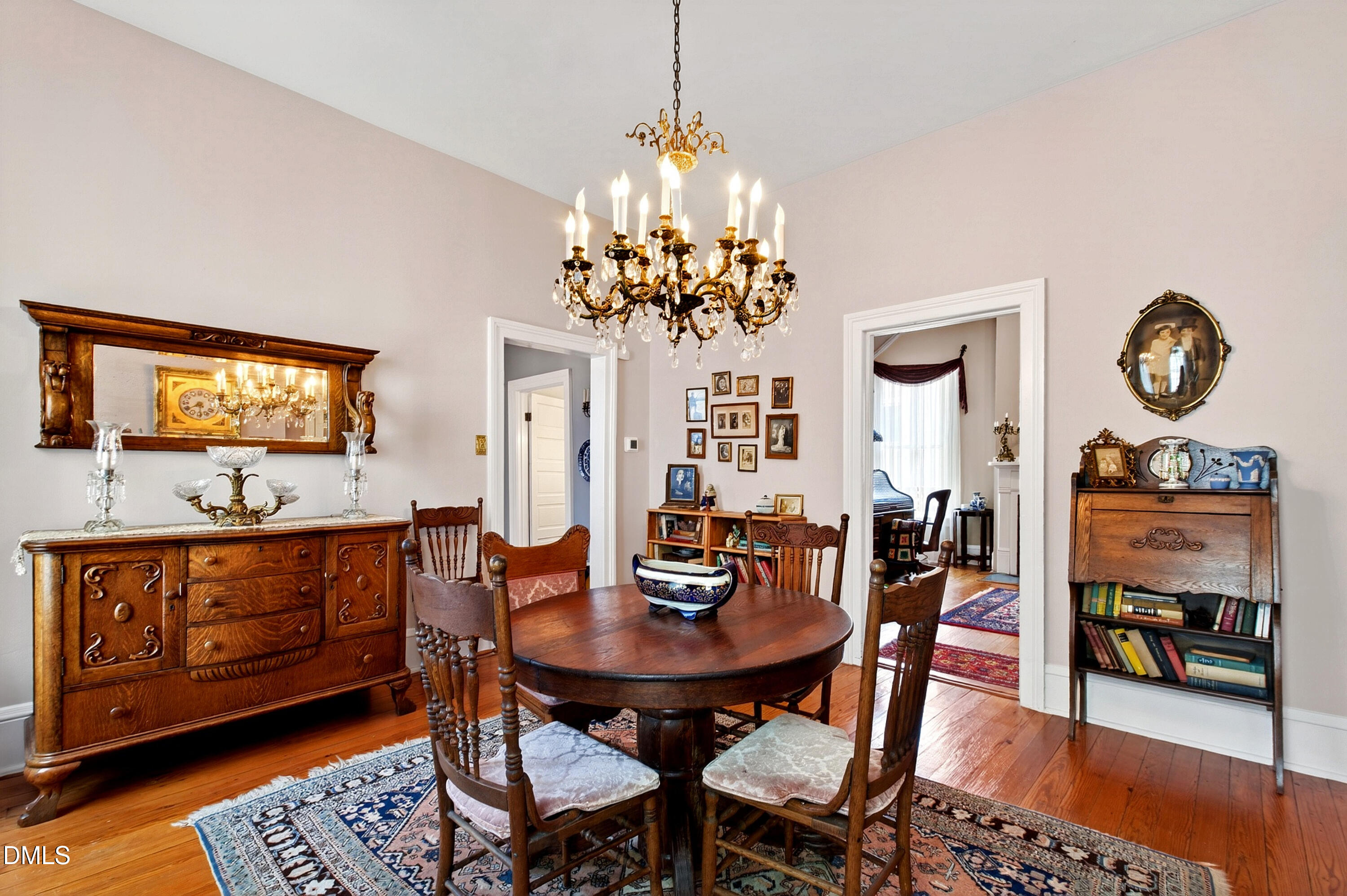 124 North Bloodworth Street Raleigh, NC 27601 - Photo 12 of 61