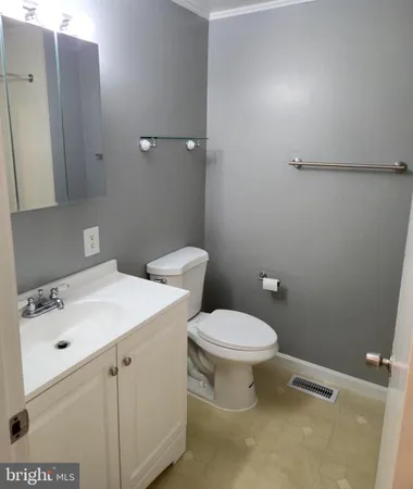 $2,200 | 82 Ewing Drive, Unit A, Reisterstown, MD 21136