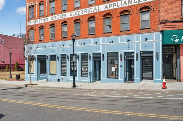 $1,900 | 23 West Main Street, Unit 1, Middletown, NY 10940