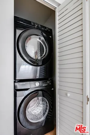 a close view of washer and dryer