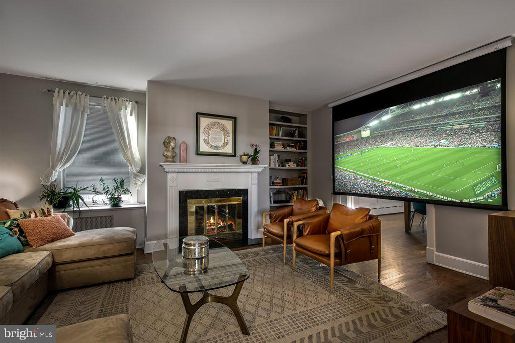 326 Broxton Road Baltimore, MD 21212 - Photo 10 of 56 Living Room Or Theater Room!