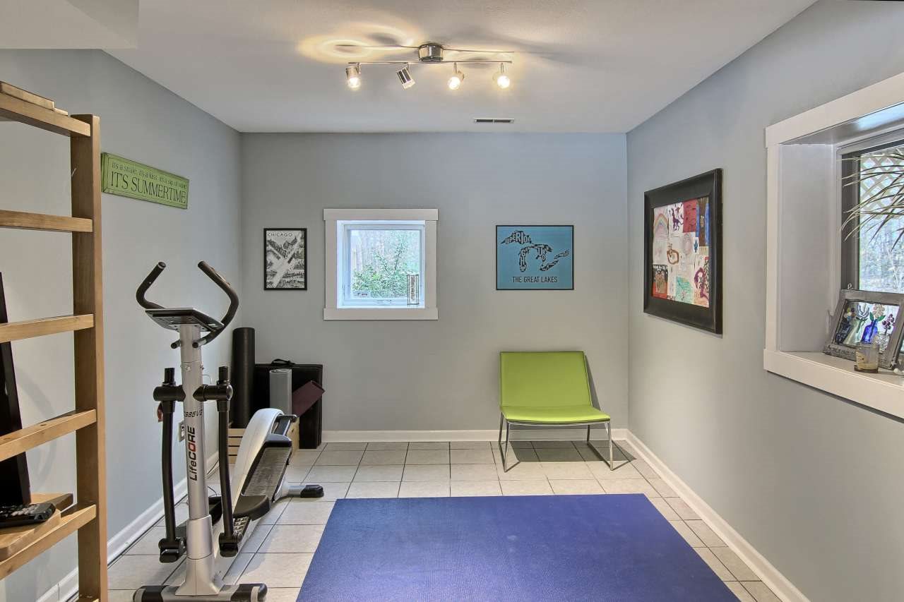 8212 Bennett Road Williamsburg, MI 49690 - Photo 18 of 48 1828650-17.JPG