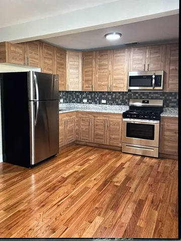 $800,000 | 2567 South Emerald Avenue, Chicago, IL 60616