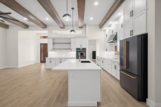 a view of an outdoor space