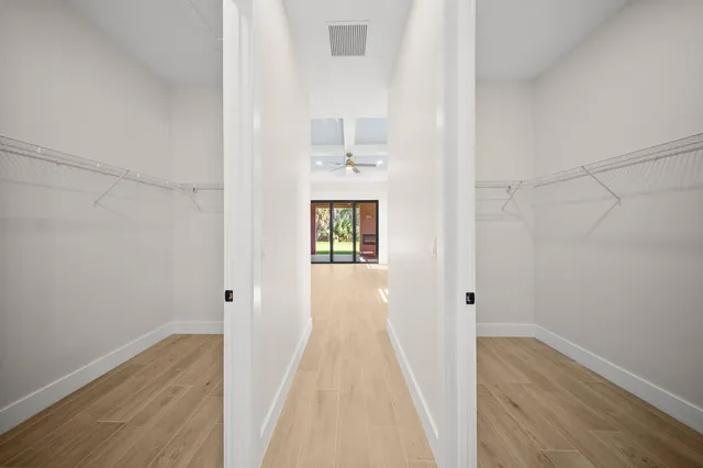 $1,013,000 | 122 Southeast Via Lago Garda, Port St. Lucie, FL 34952